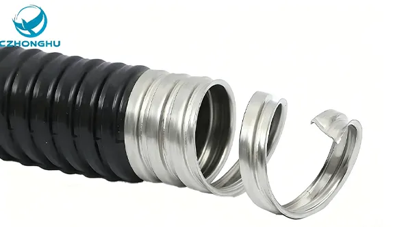 Dubbele bescherming, superieure flexibiliteit: waarom PVC-gecoate flexibele leiding de beste keuze is voor bedrading in harde omgevingen